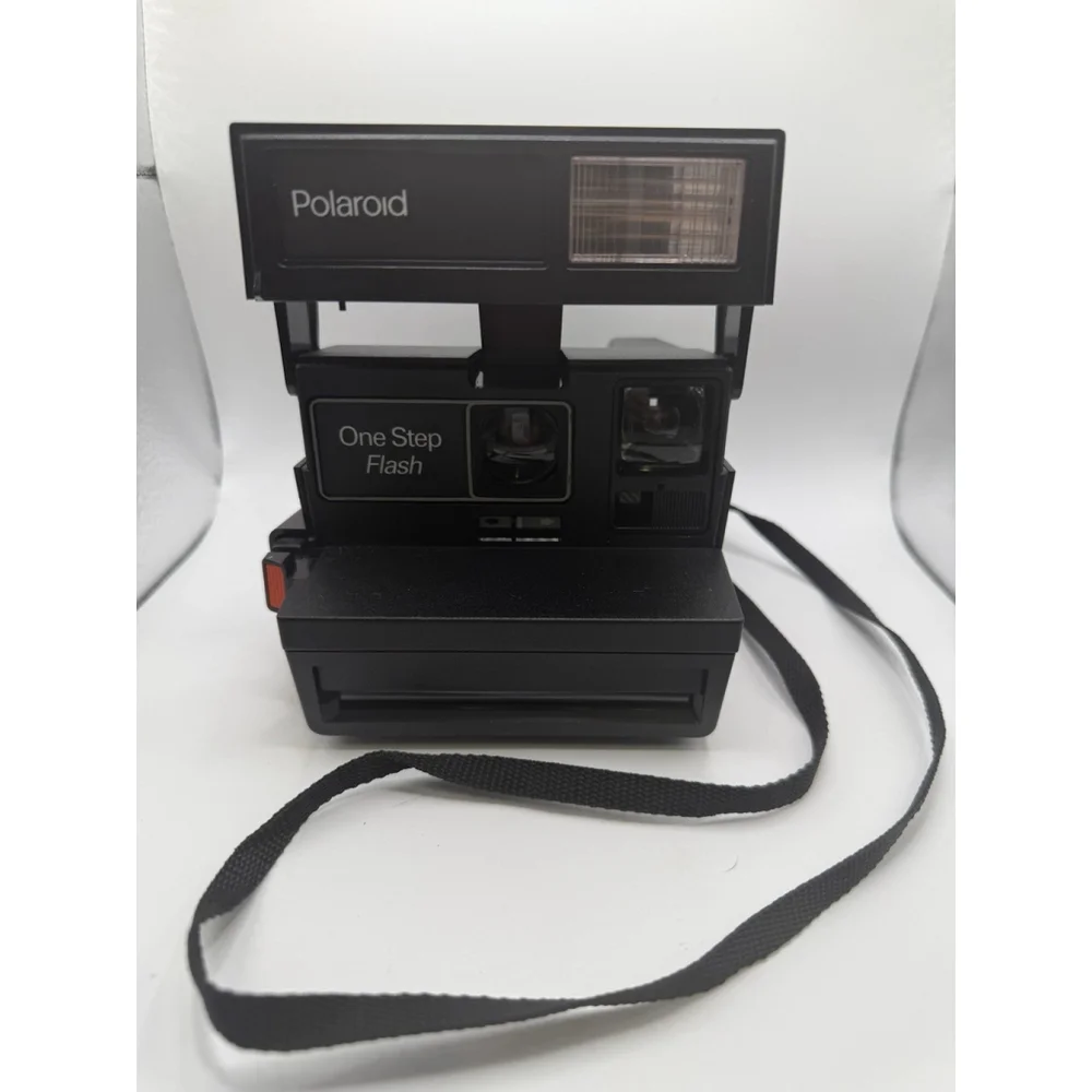Polaroid 600 Series Camera With Bag And Instruction Manual untested